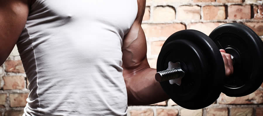 kuinka harjoitella k&auml;sipainoilla