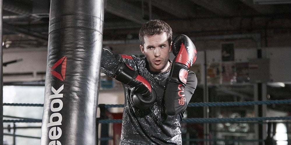 nyrkkeilyhanskat eri tarkoituksiin